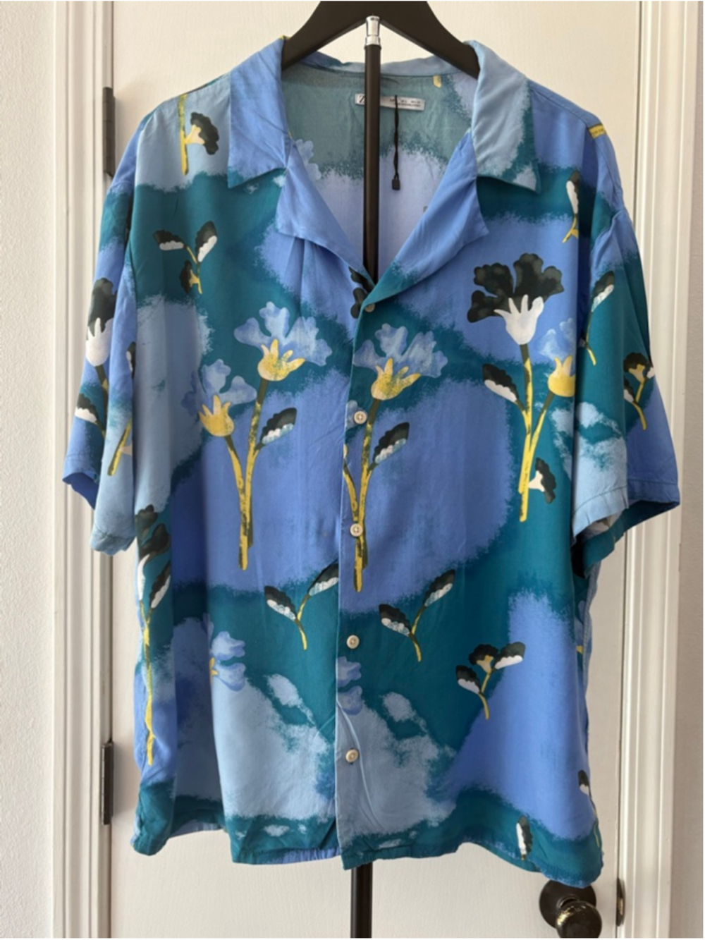 ZARA Men’s Floral Casual Button Down Shirt L